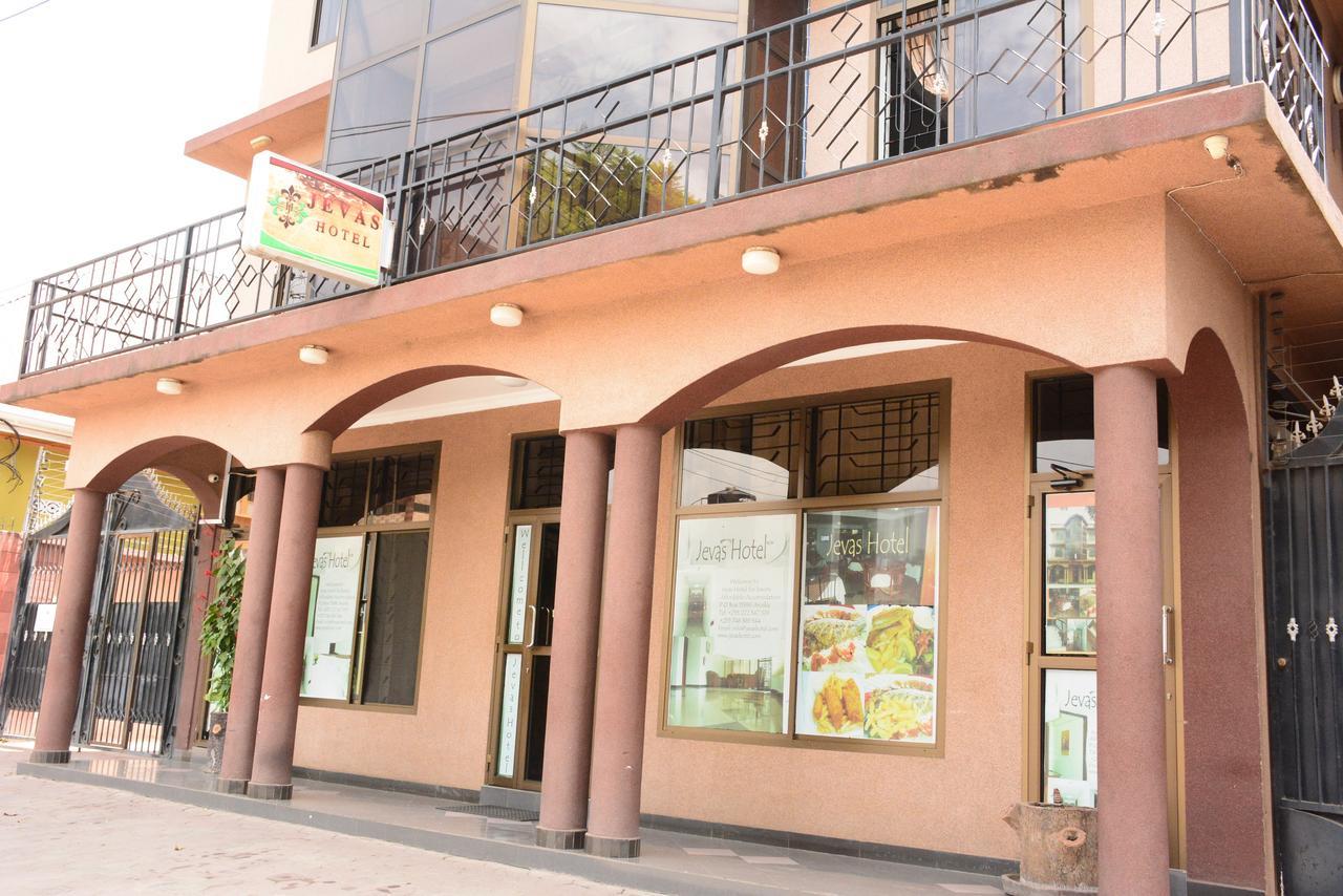 Jevas Hotel Arusha Luaran gambar