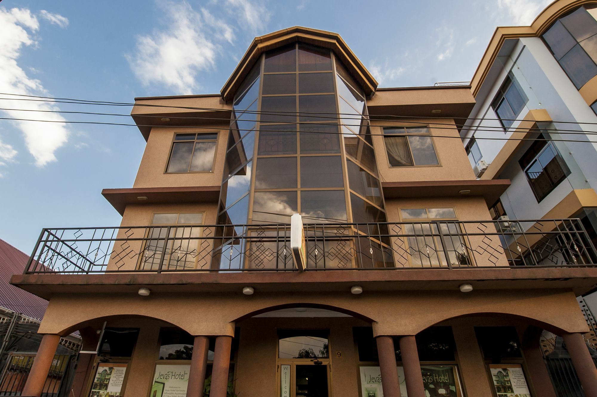 Jevas Hotel Arusha Luaran gambar